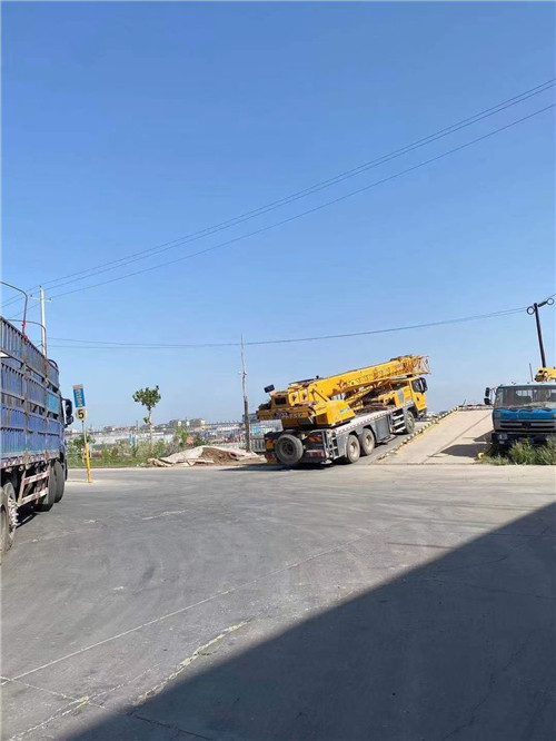 左云县25吨吊车的租赁价格大概是多少？