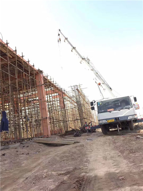 左云县25 吨、50 吨吊车怎么选？多大重量 / 半径适合对应车型？