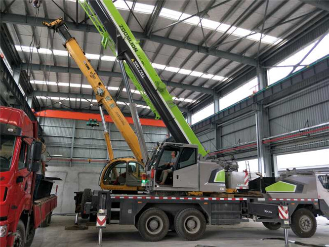 左云县高空车出租需要注意哪些安全事项？